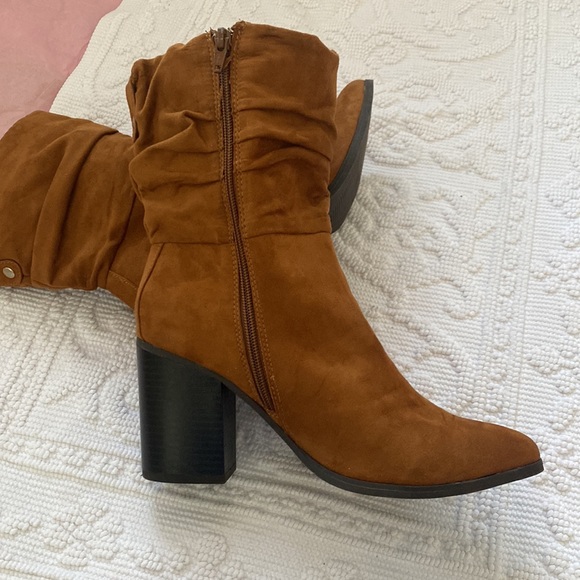 Apt9 womens boots size 9 used ones good condition - Picture 4 of 8